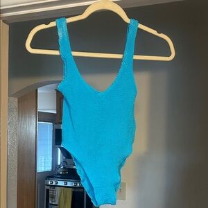 bond-eye one size bathing suit